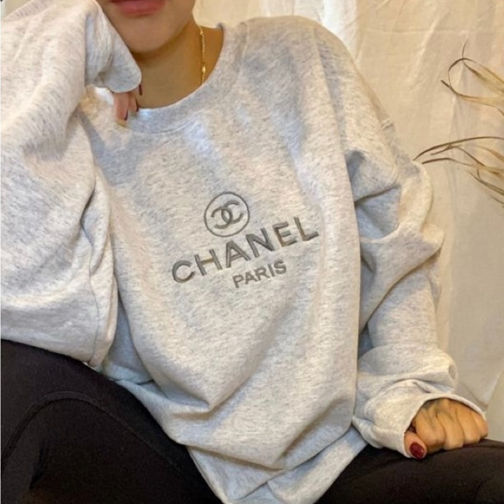 Paris Vintage Inspired Gray Sweater